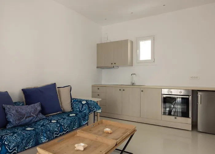 Amaris Mykonian * أورنوس