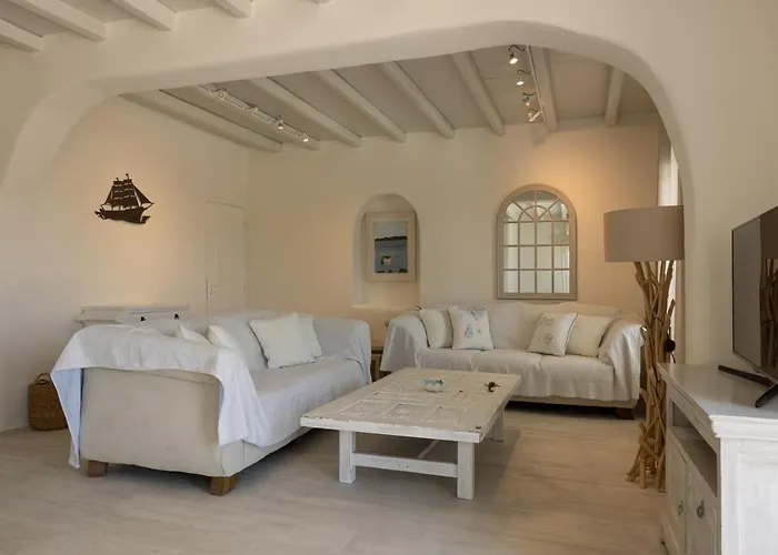 Feriehus Amaris Mykonian *